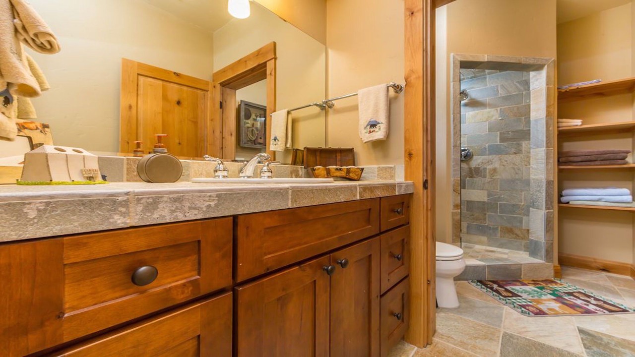 Photo of Bathroom in Big Sky