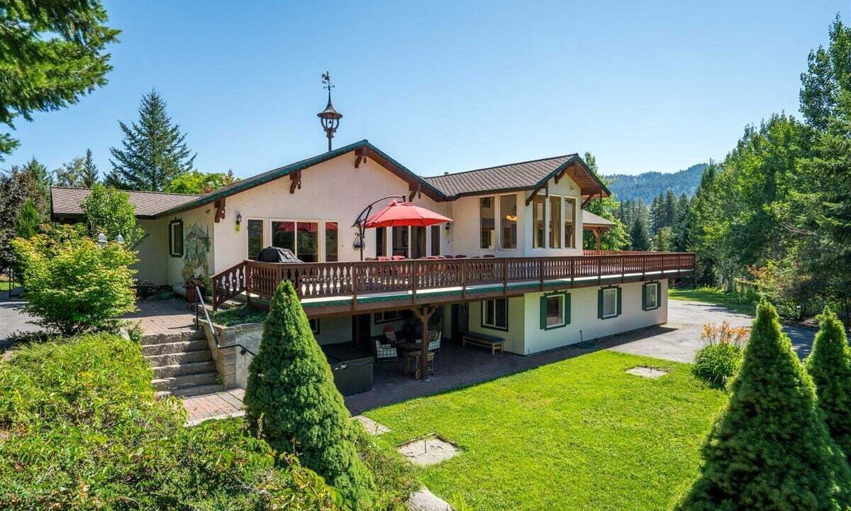 Photo of Others in Leavenworth