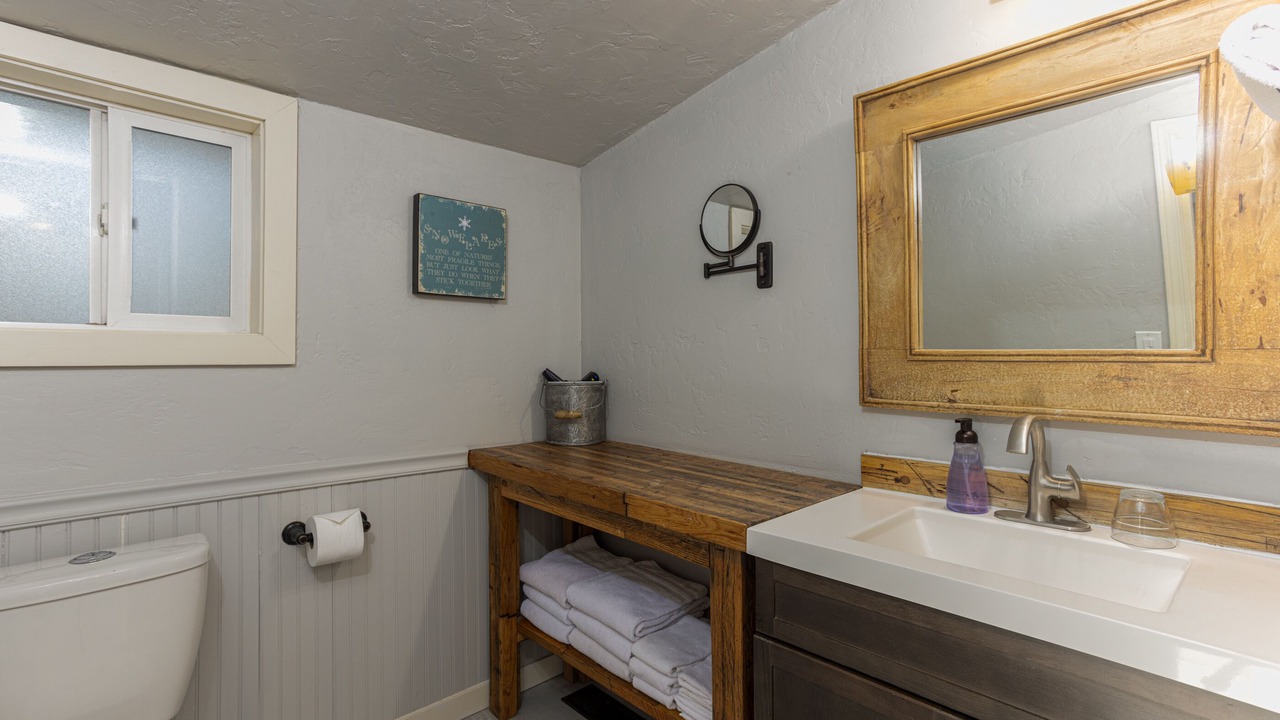 Photo of Bathroom in River West