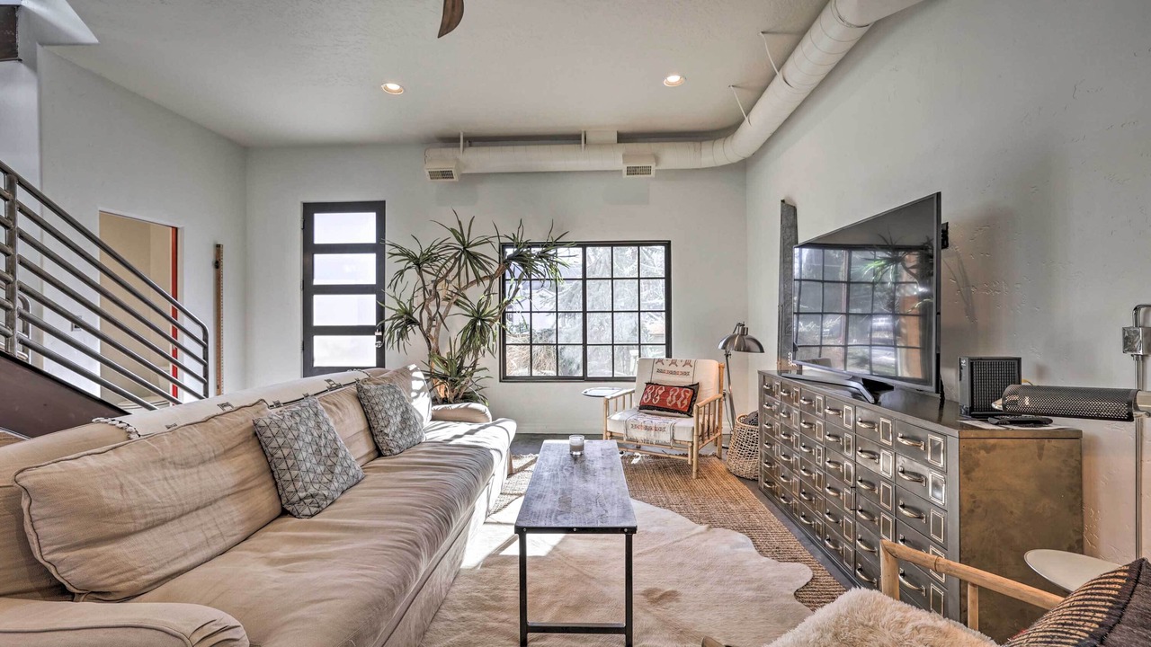 Photo of Livingroom in Sunset