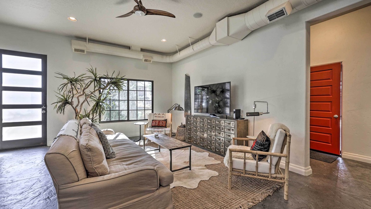 Photo of Bedroom in Sunset