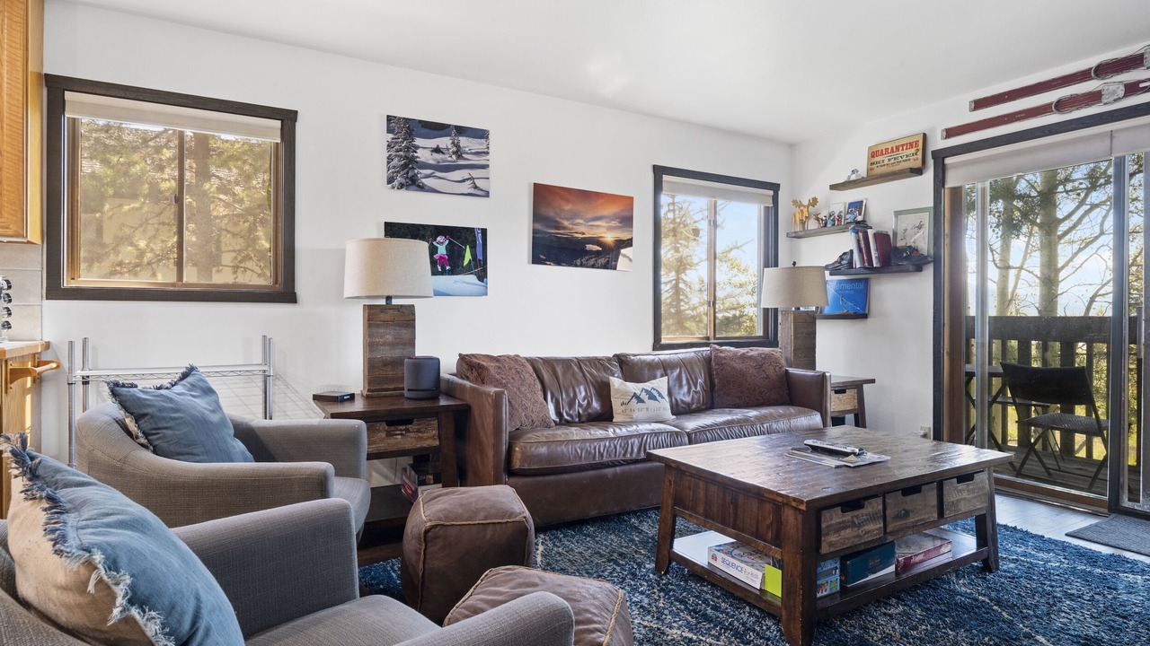 Photo of Livingroom in Teton Village