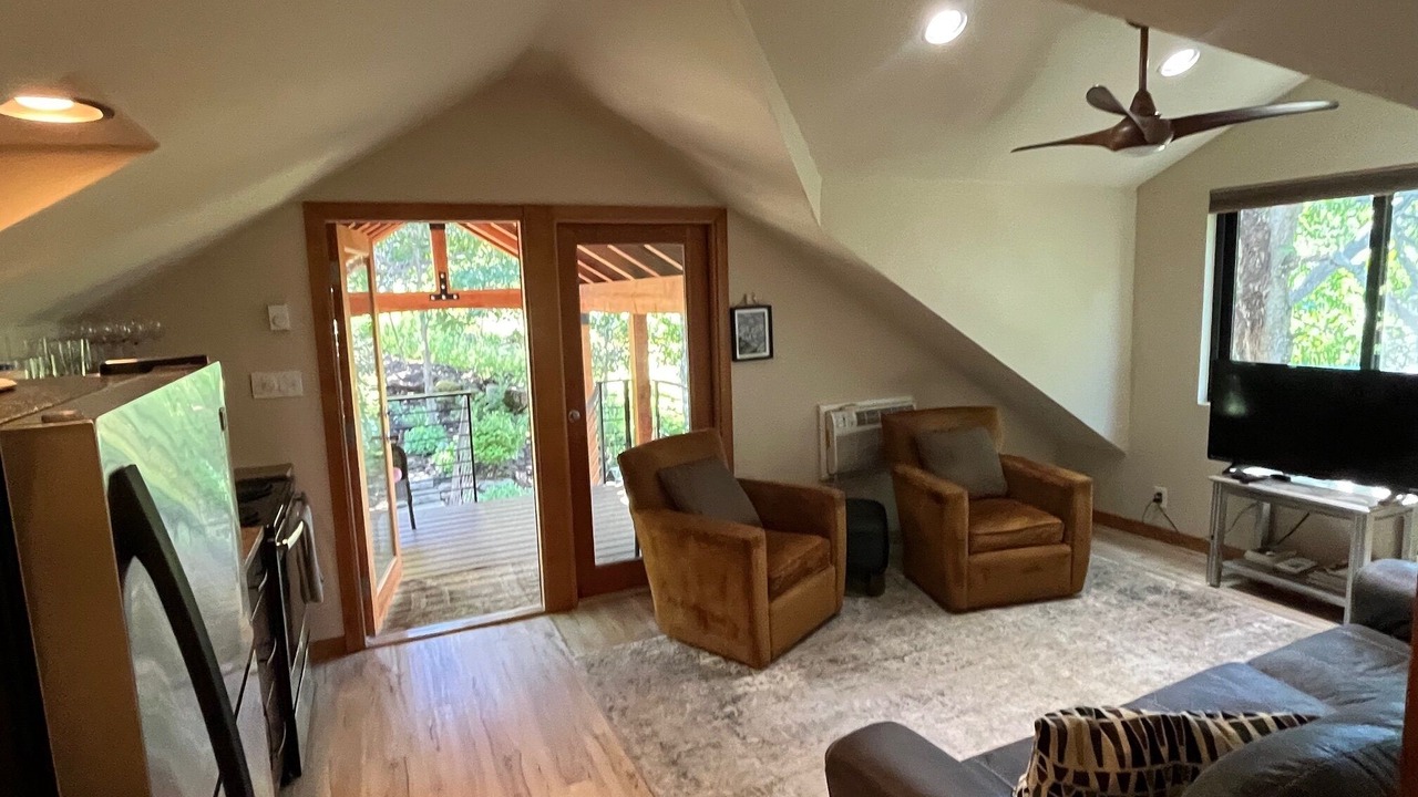 Photo of Livingroom in White Salmon