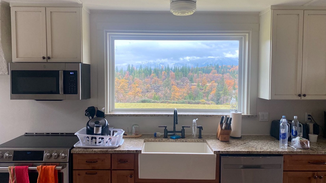 Photo of Kitchen in Weed