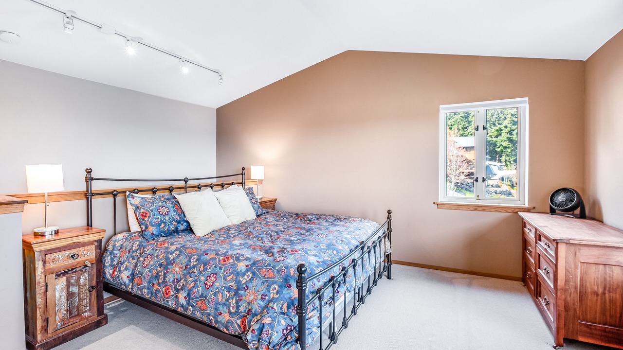 Photo of Bedroom in Port Ludlow