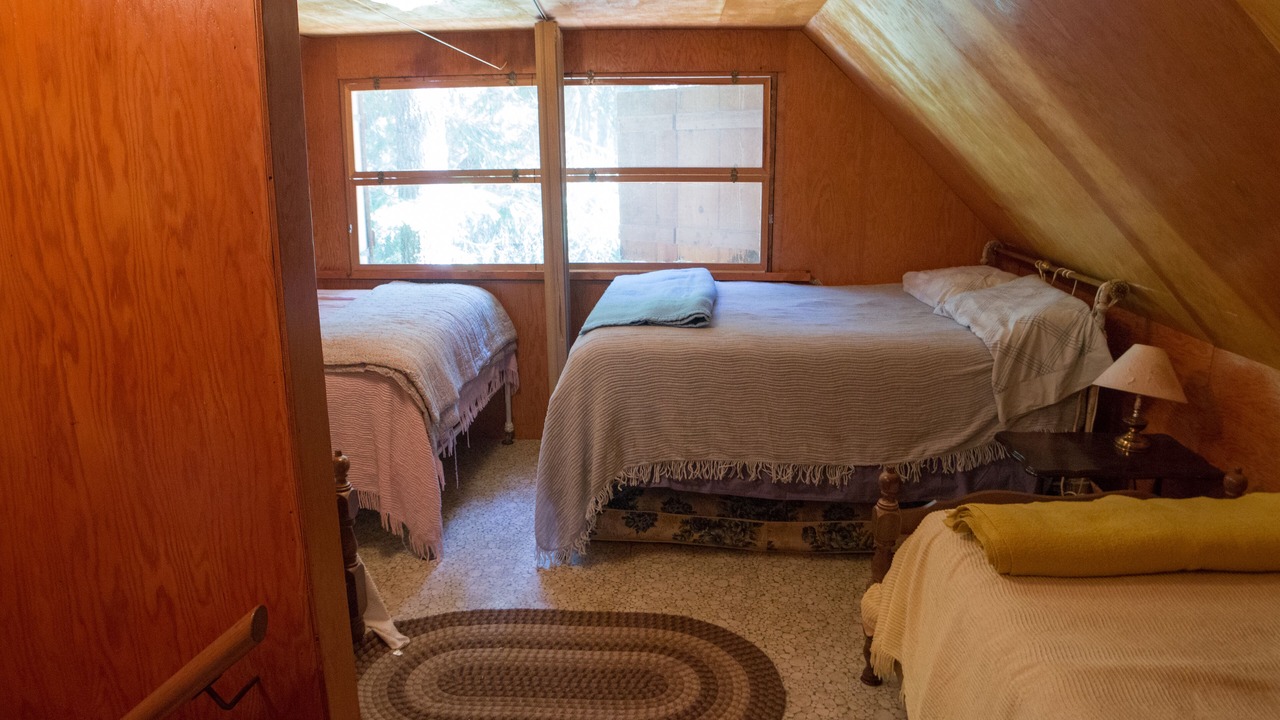 Photo of Bedroom in Klamath Falls