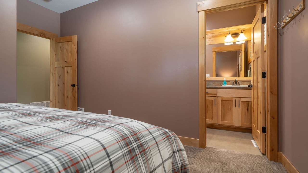 Photo of Bathroom in Lazy Acres