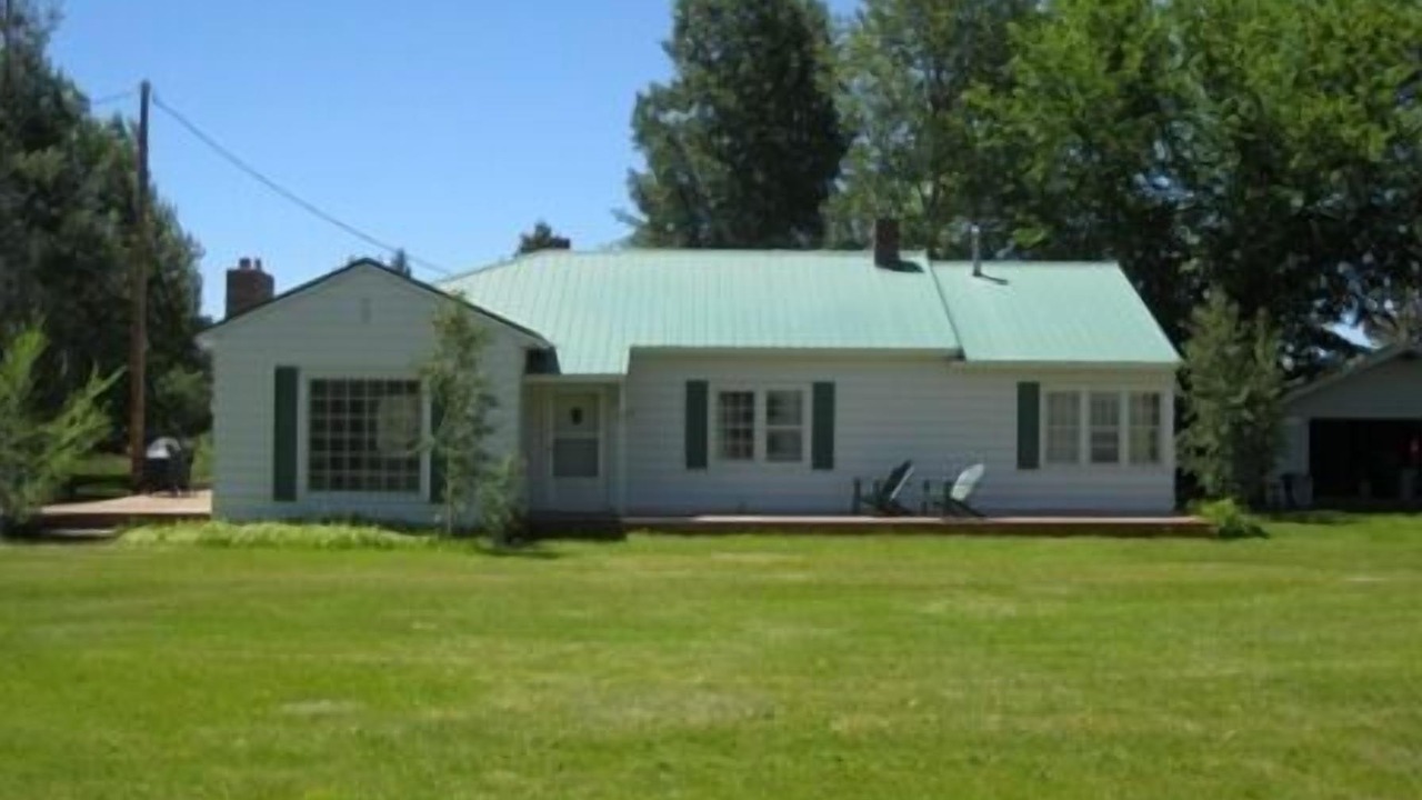 Photo of Others in Fort Klamath