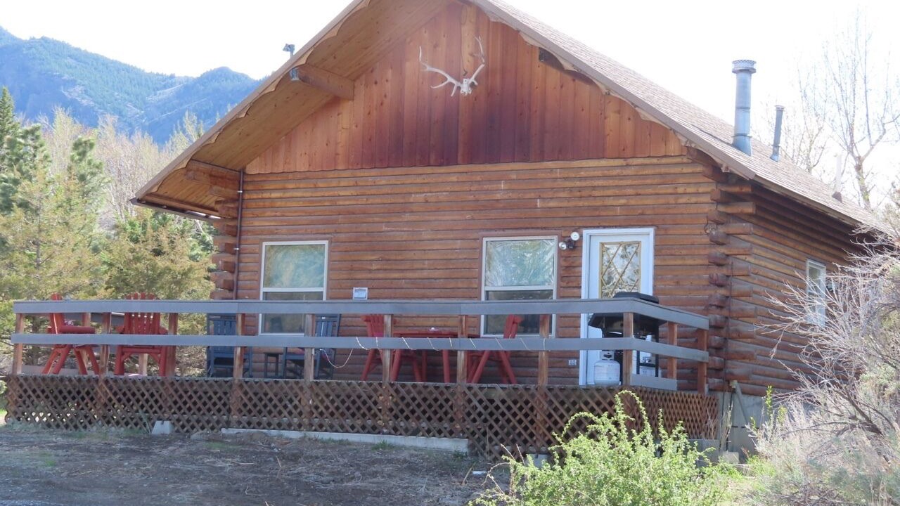 Photo of Outdoor in Wapiti
