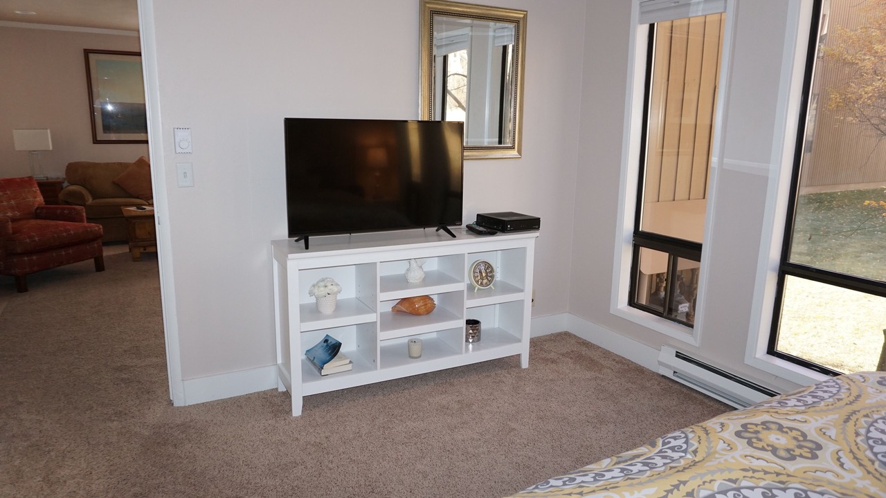 Photo of Bedroom in Warm Springs