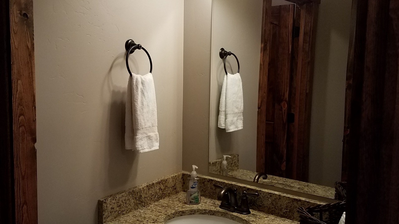 Photo of Bathroom in Garden City