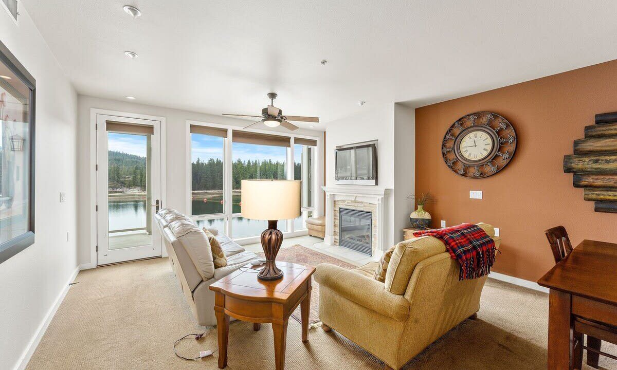 Photo of Livingroom in Post Falls