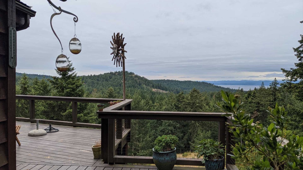 Photo of Patio Balcony in Friday Harbor