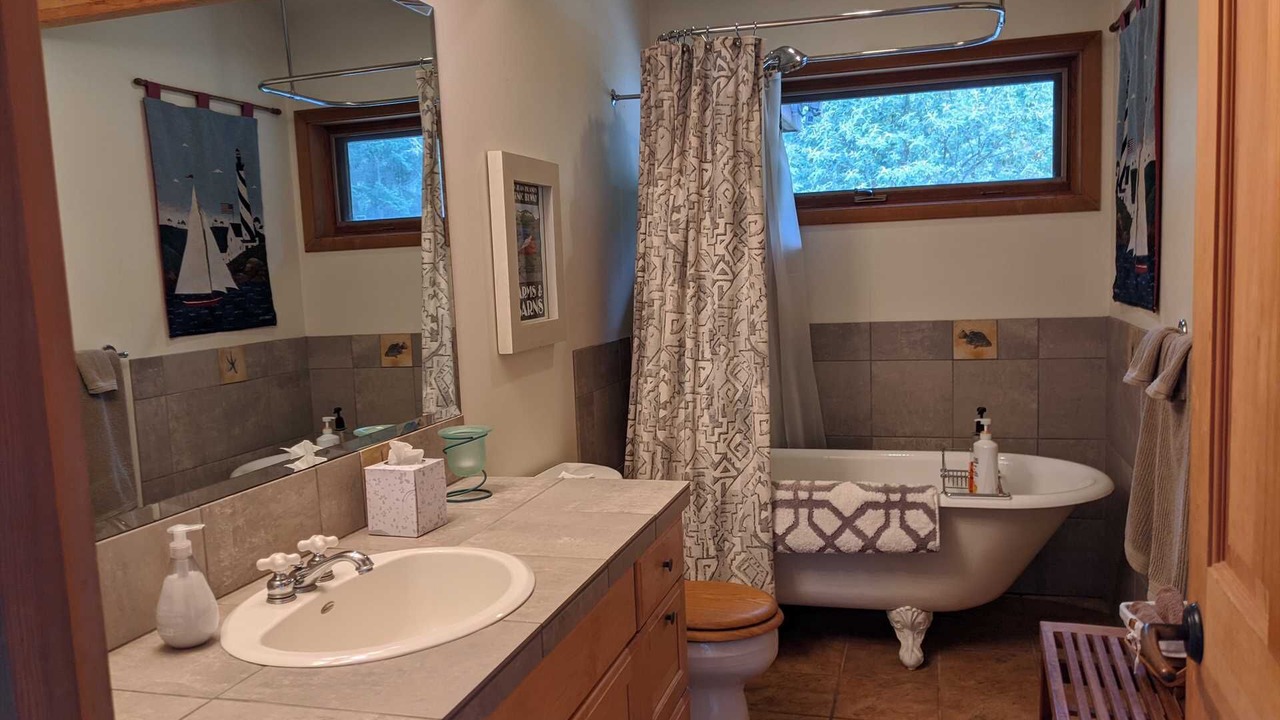 Photo of Bathroom in Friday Harbor