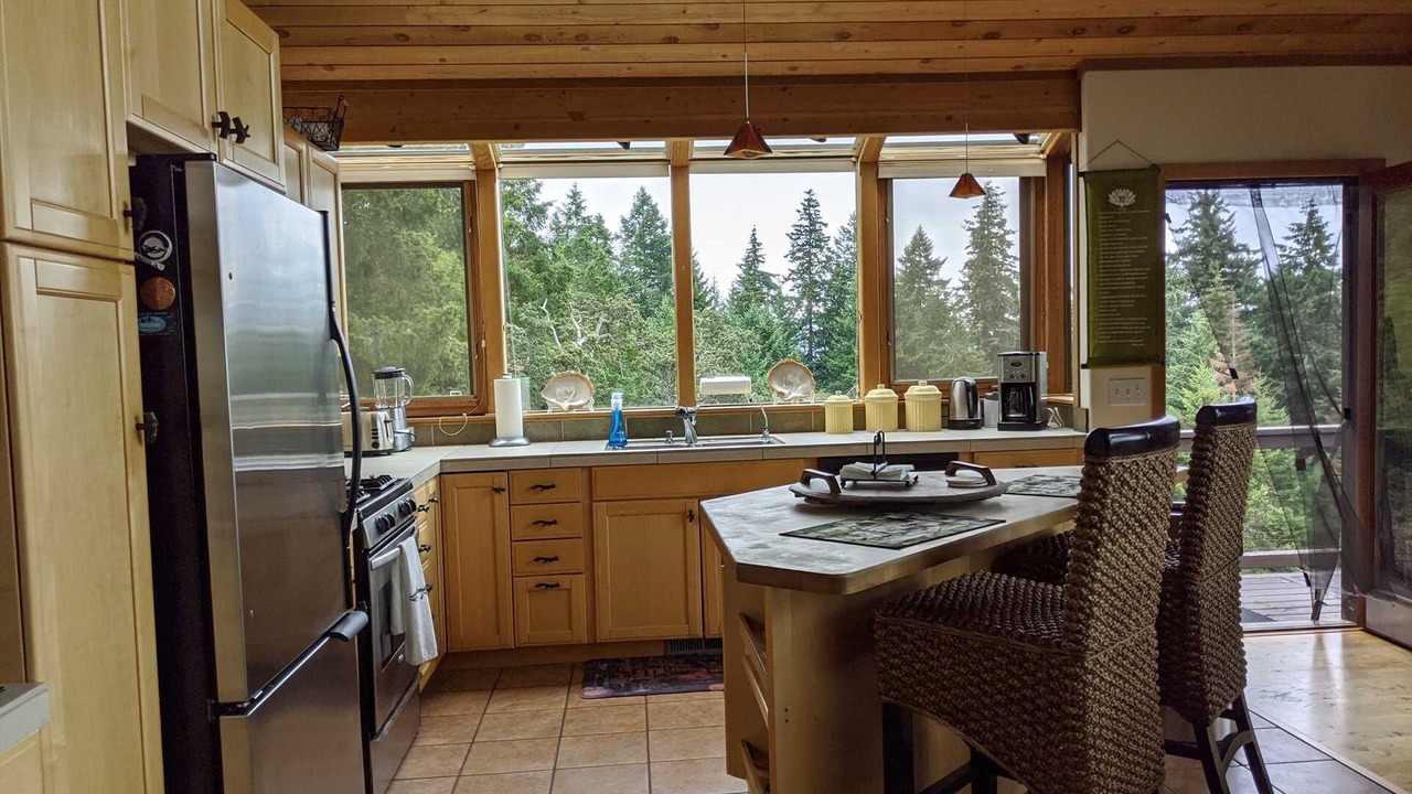 Photo of Kitchen in Friday Harbor