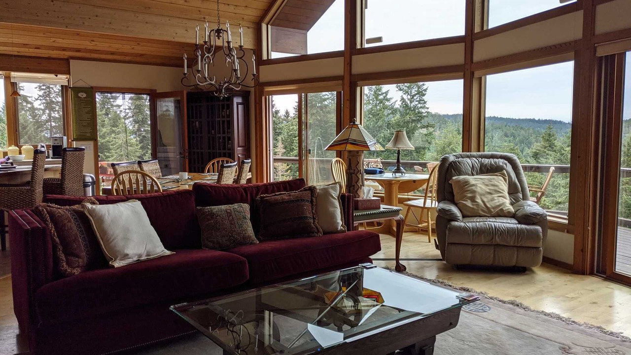 Photo of Livingroom in Friday Harbor