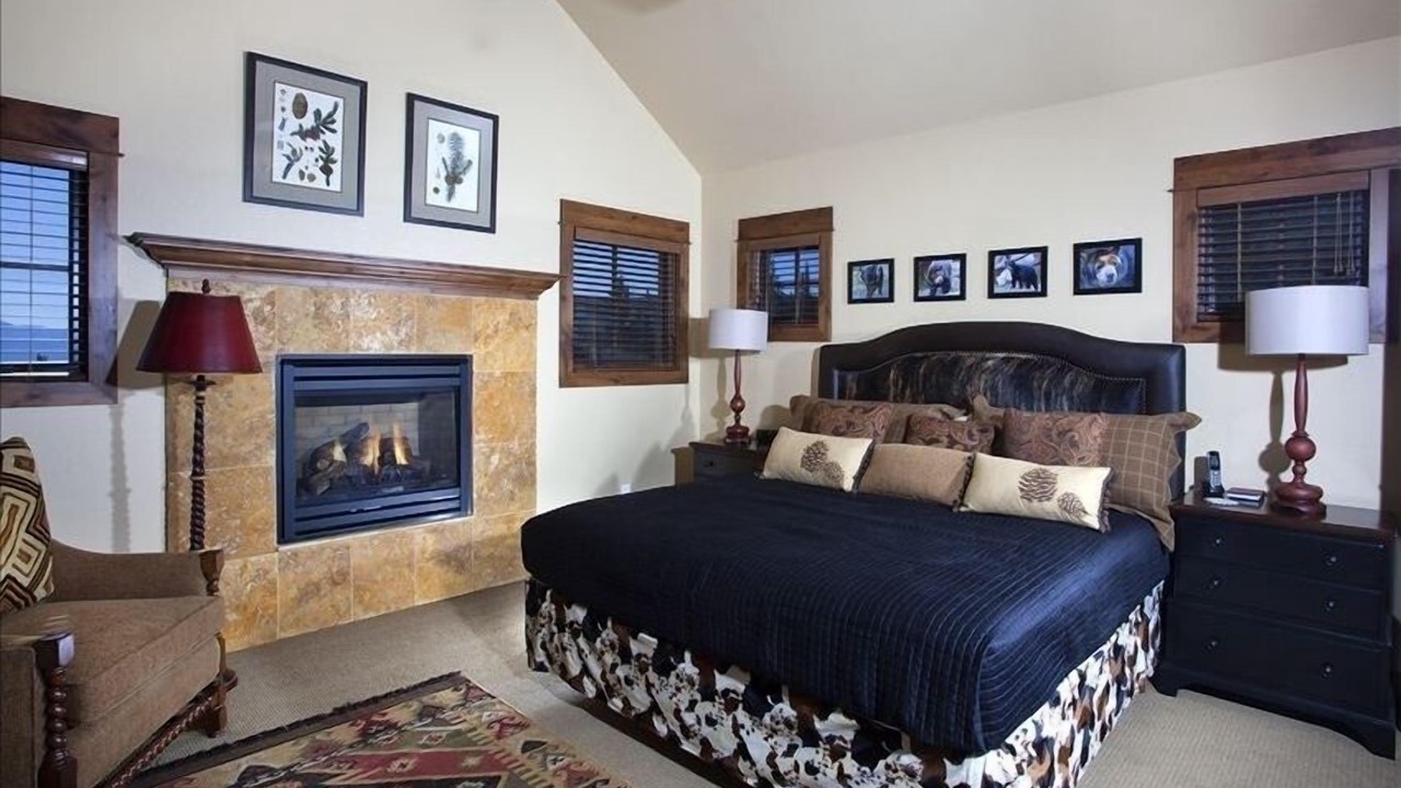 Photo of Bedroom in Big Sky