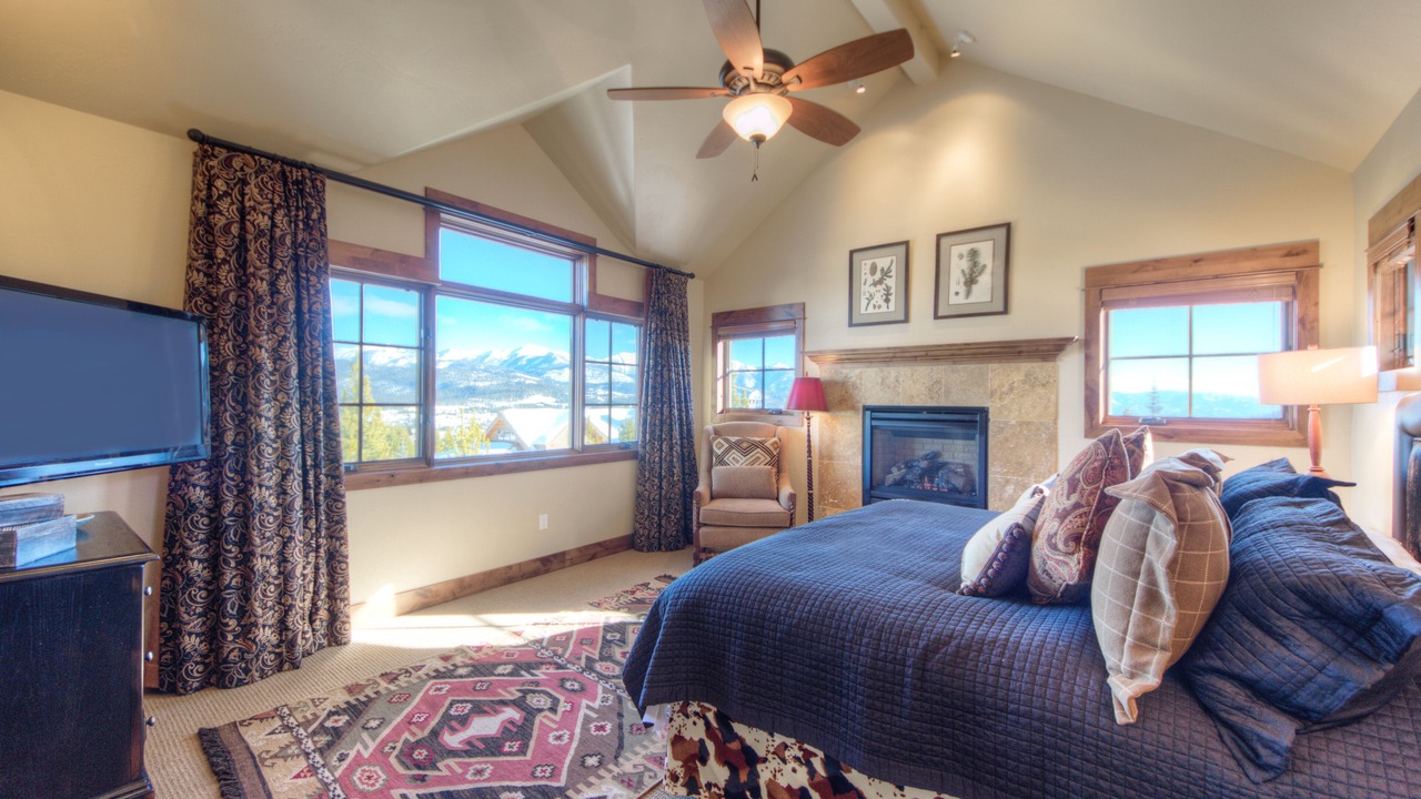 Photo of Bedroom in Big Sky