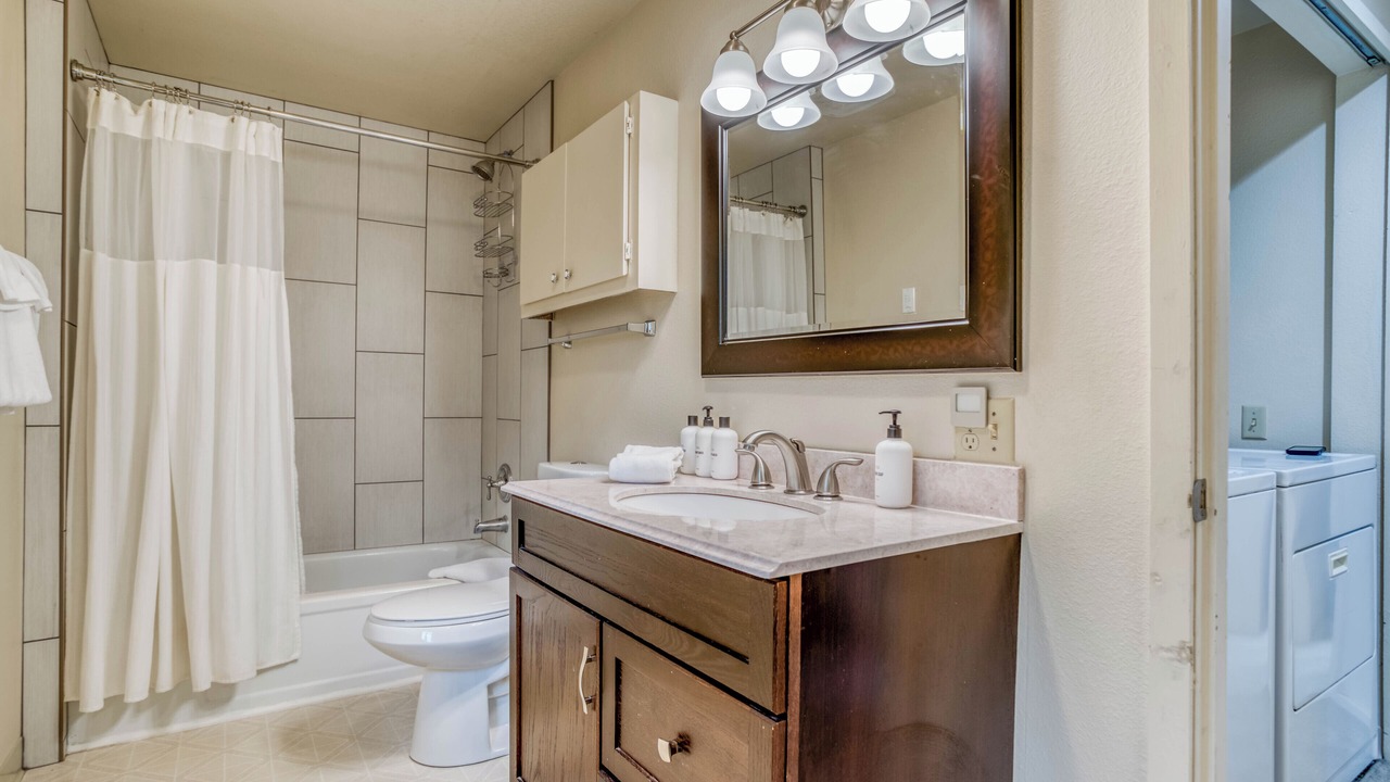 Photo of Bathroom in Deer Park