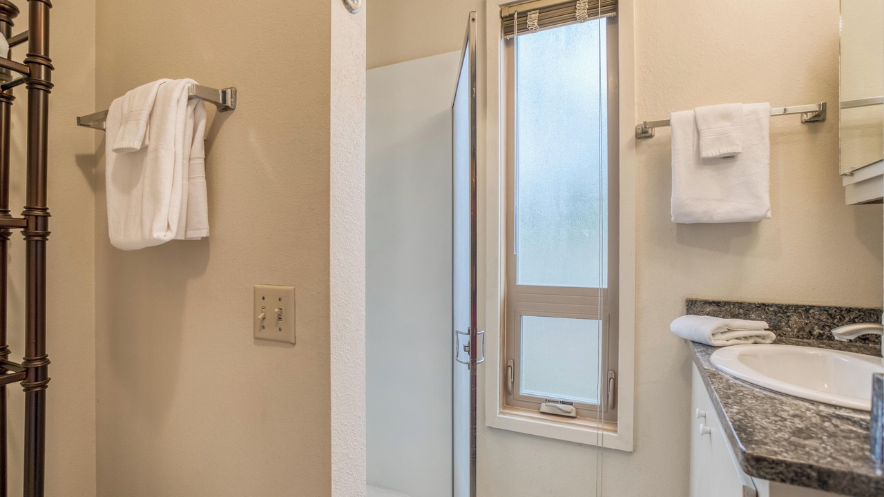Photo of Bathroom in Deer Park