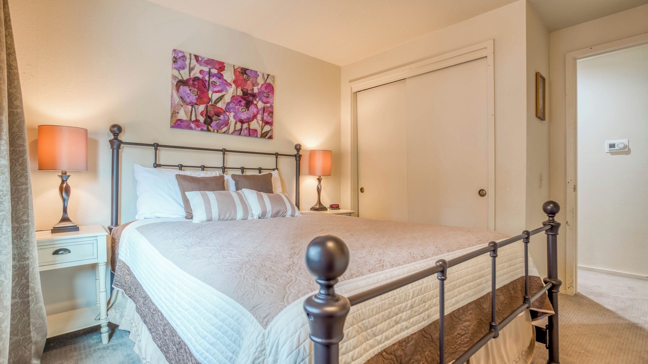 Photo of Bedroom in Deer Park