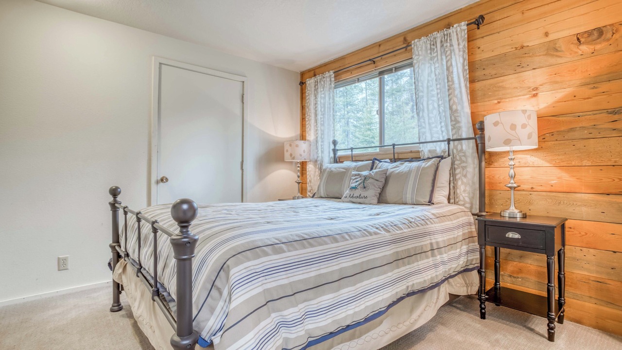 Photo of Bedroom in Deer Park