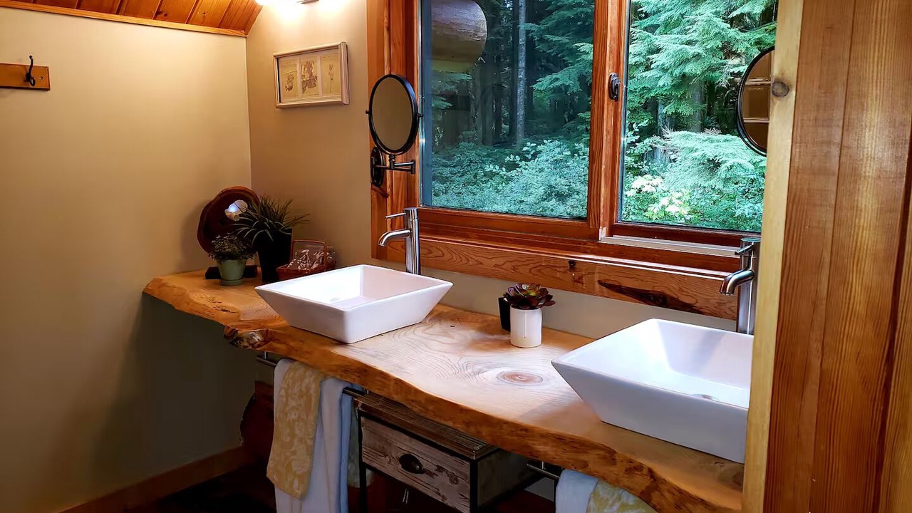 Photo of Bathroom in Riverbend