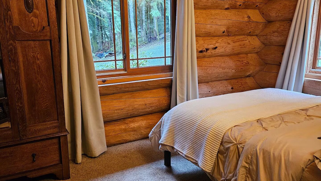 Photo of Bedroom in Riverbend