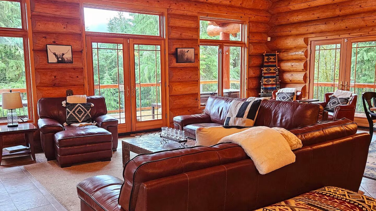 Photo of Livingroom in Riverbend