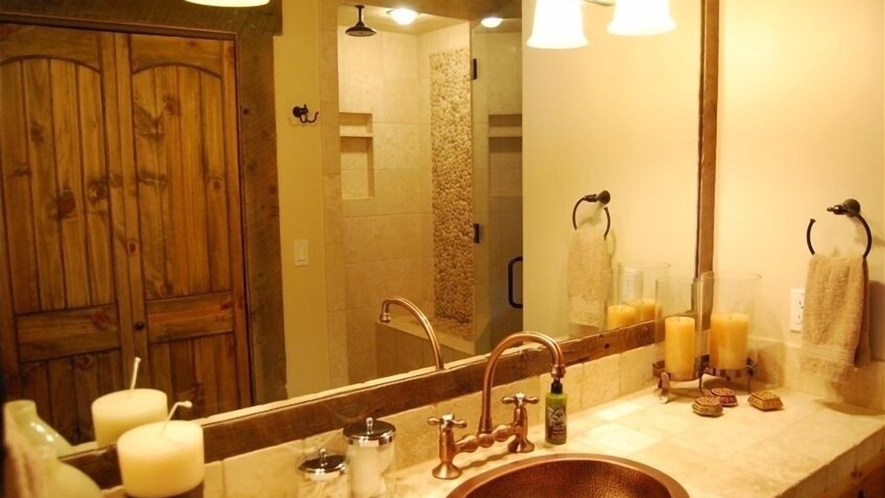Photo of Bathroom in West Yellowstone