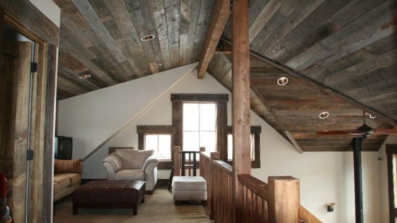 Photo of Bedroom in West Yellowstone
