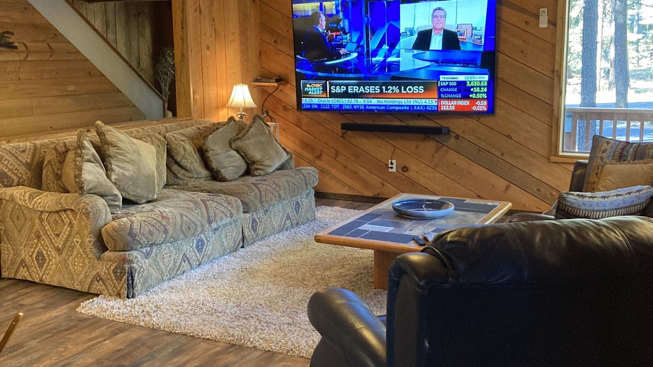 Photo of Bedroom in Black Butte Ranch