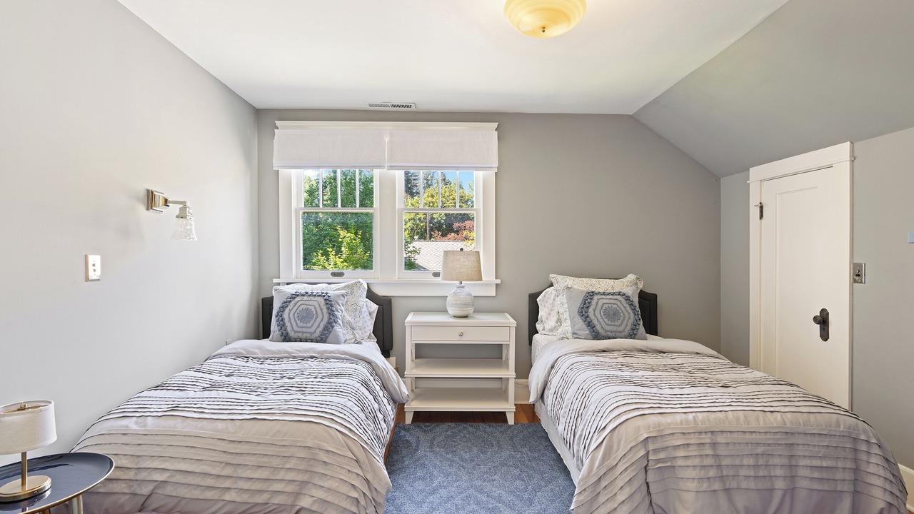 Photo of Bedroom in Old Bend