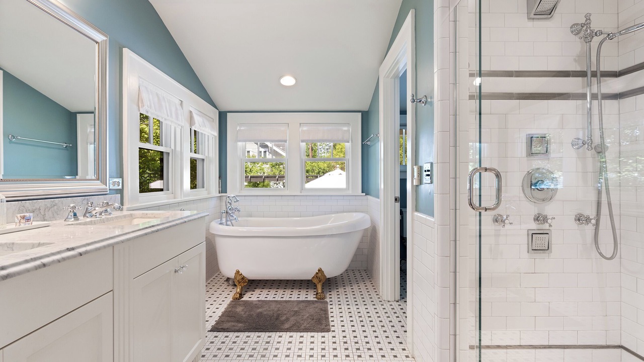 Photo of Bathroom in Old Bend