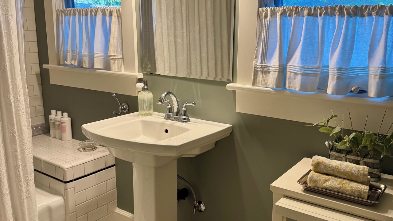 Photo of Bathroom in Old Bend