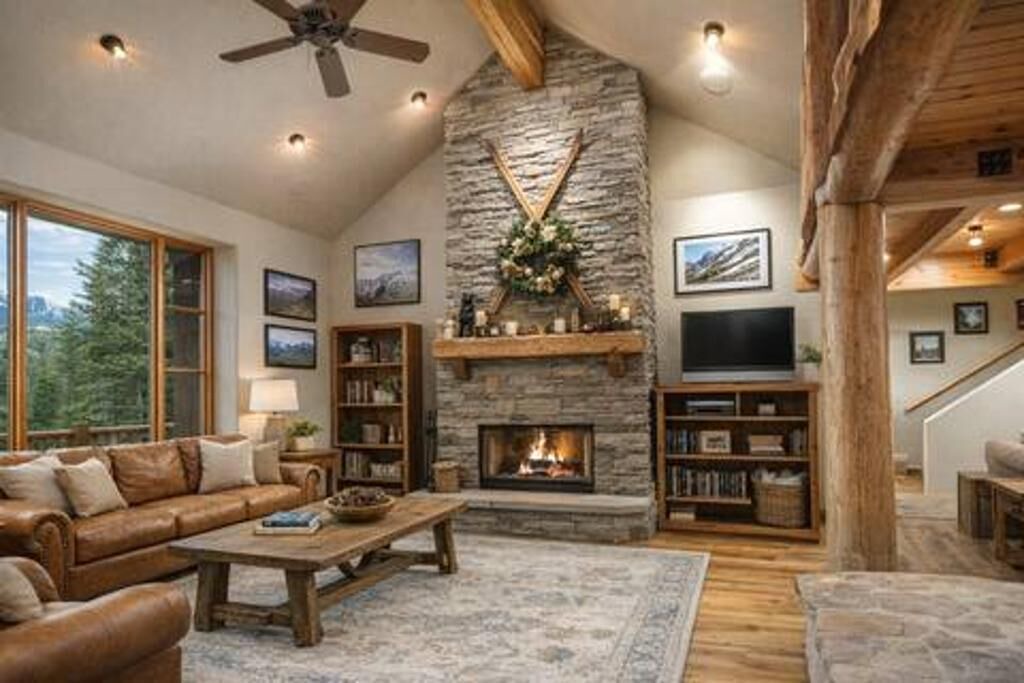 Photo of Livingroom in Big Sky