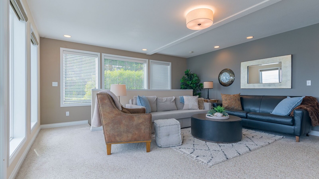 Photo of Bedroom in Indianola