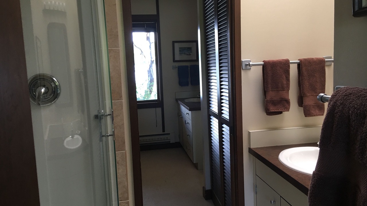 Photo of Bathroom in Marrowstone