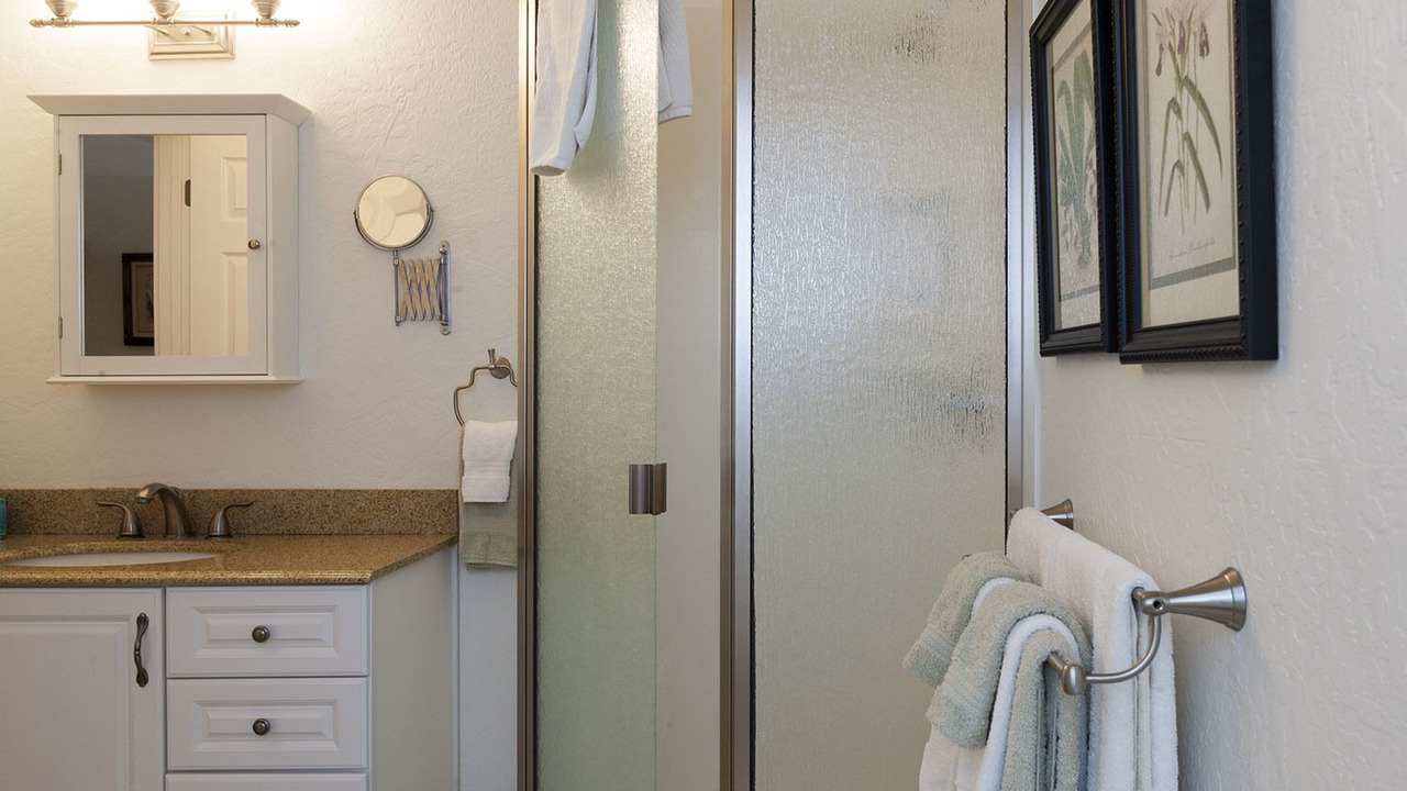 Photo of Bathroom in Historic Railroad District