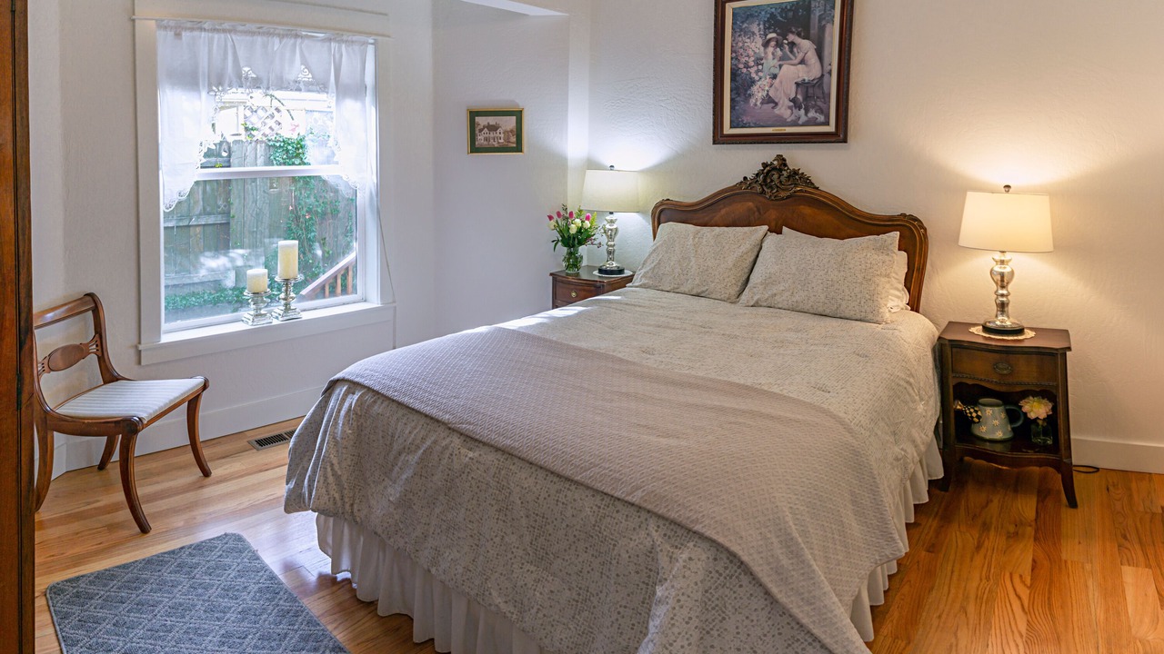 Photo of Bedroom in Historic Railroad District
