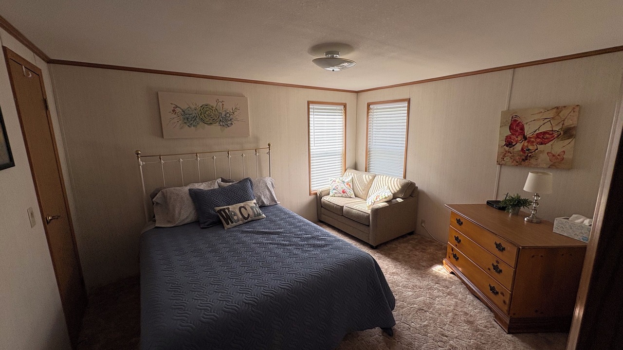 Photo of Bedroom in Irwin
