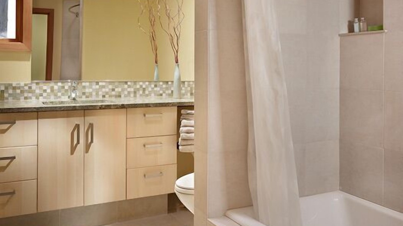 Photo of Bathroom in Greenbank