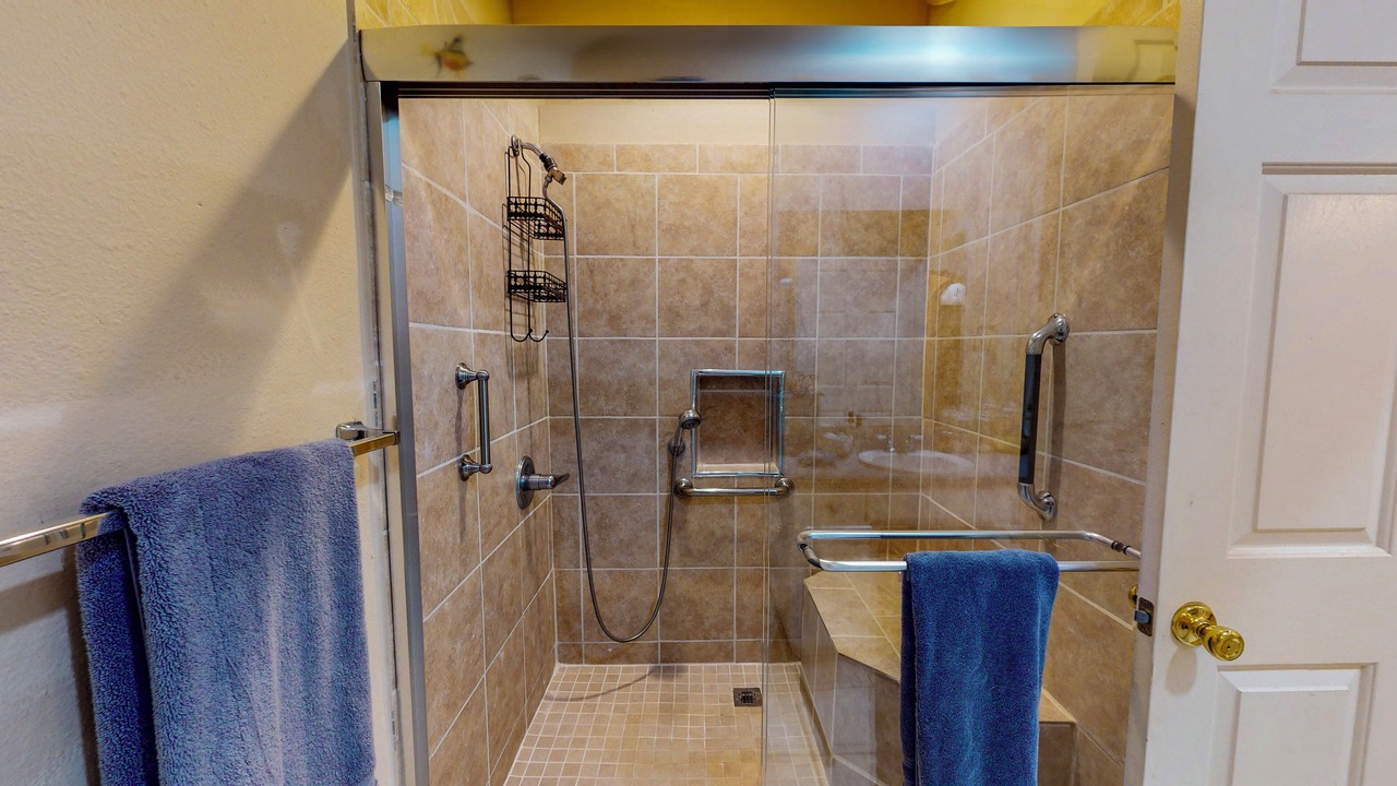 Photo of Bathroom in Gulfport