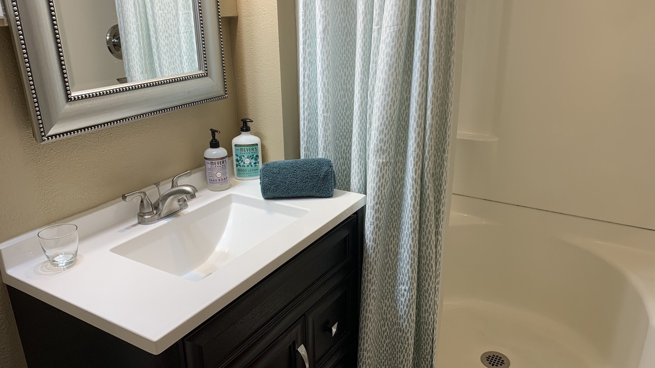 Photo of Bathroom in Irvington