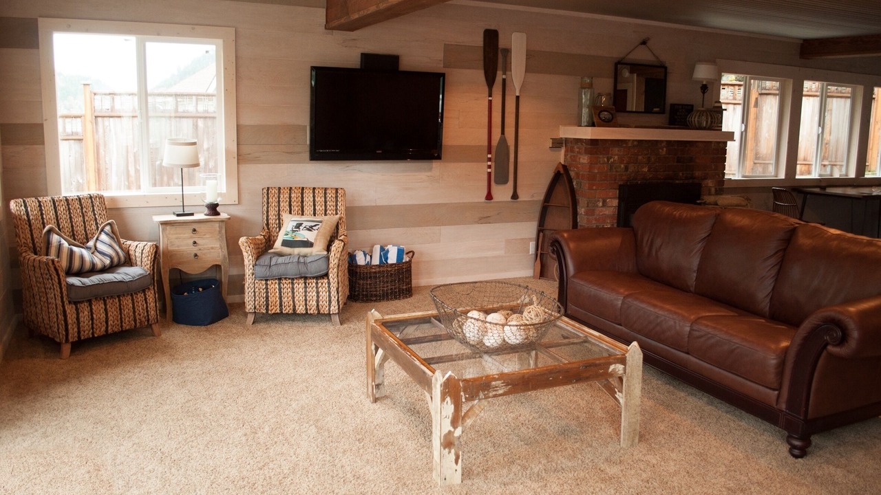 Photo of Livingroom in Port Angeles