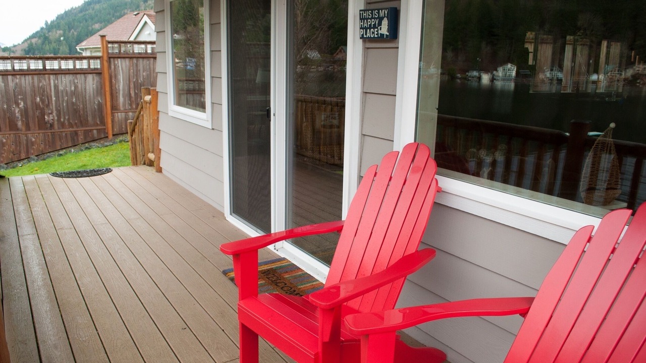 Photo of Patio Balcony in Port Angeles