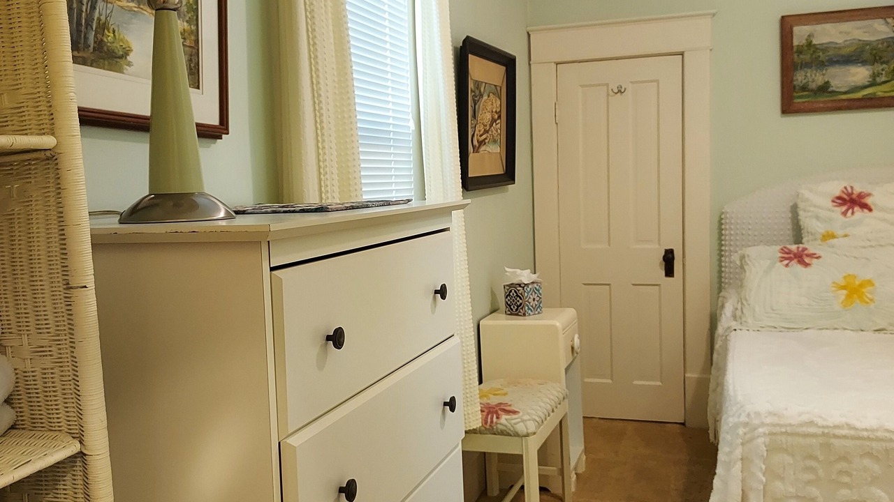 Photo of Bedroom in Garden District