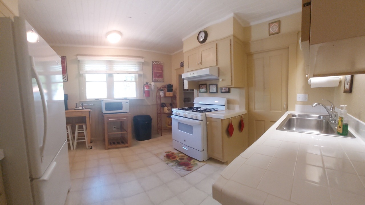 Photo of Kitchen in Garden District
