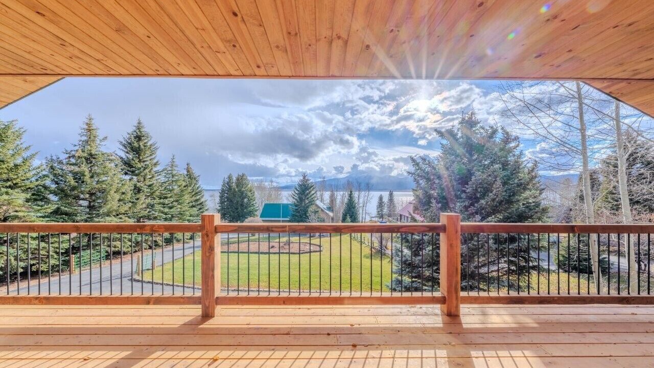 Photo of Patio Balcony in Island Park