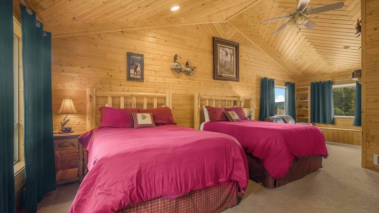 Photo of Bedroom in Island Park